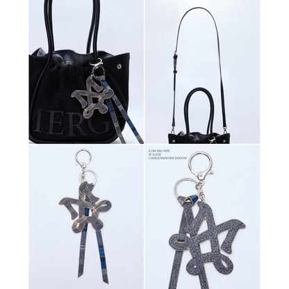 𝐌𝐞𝐫𝐠𝐞 𝐀 𝐃𝐚𝐲 𝐁𝐚𝐠 𝐌𝐞𝐝𝐢𝐮𝐦 Mini