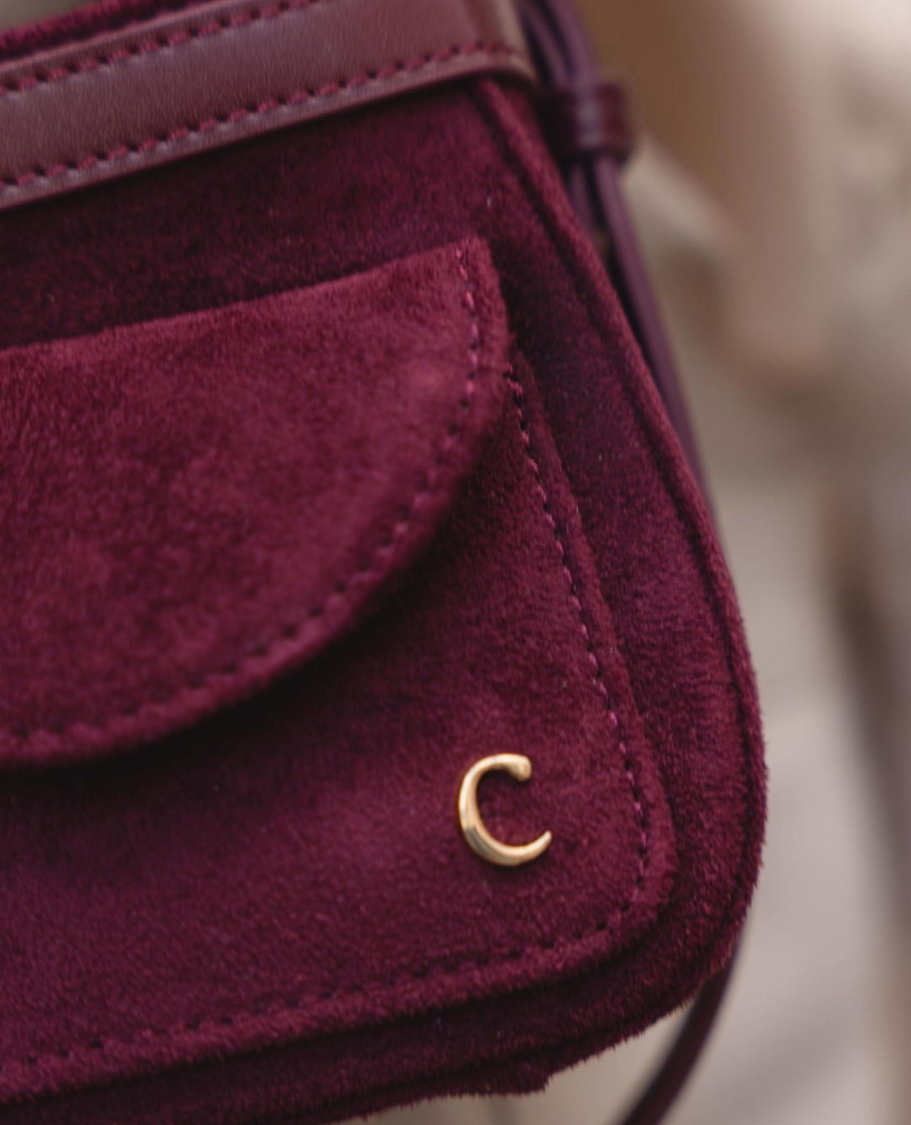 พร้อม ส่ง Cozii bag : Alice Suede (หนังกลับ) สีไวน์แดง