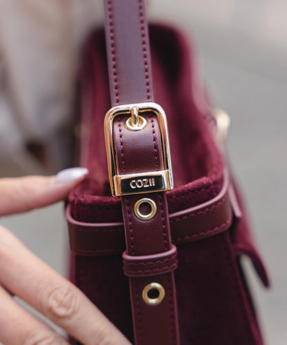 พร้อม ส่ง Cozii bag : Alice Suede (หนังกลับ) สีไวน์แดง