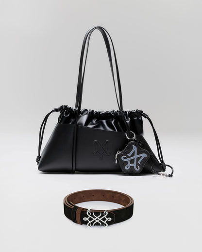 Pre- order 7-10 วัน 📍MERGE IT BAG 26
Color : Black🖤 สีดำ