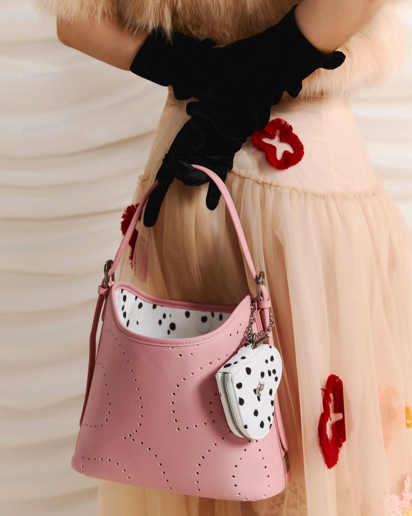 พร้อมส่ง Rally Loop Bag (Valentine’s Limited) - Lover 💗