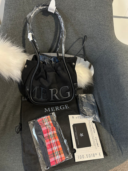 𝐌𝐞𝐫𝐠𝐞 𝐀 𝐃𝐚𝐲 𝐁𝐚𝐠 𝐌𝐞𝐝𝐢𝐮𝐦 Mini