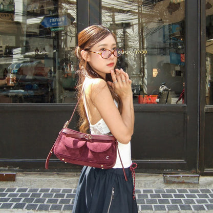 พร้อม ส่ง Cozii bag : Alice Suede (หนังกลับ) สีไวน์แดง