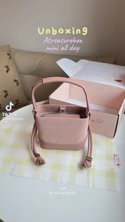 💕FIRST LOVE💗 MINI ALL DAY TREASURE BOX